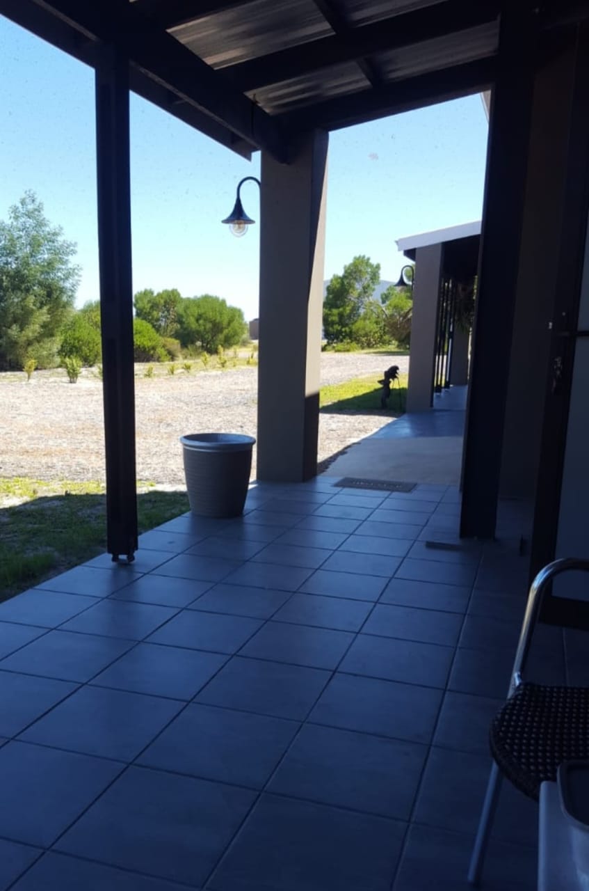 To Let 2 Bedroom Property for Rent in Albertinia Western Cape